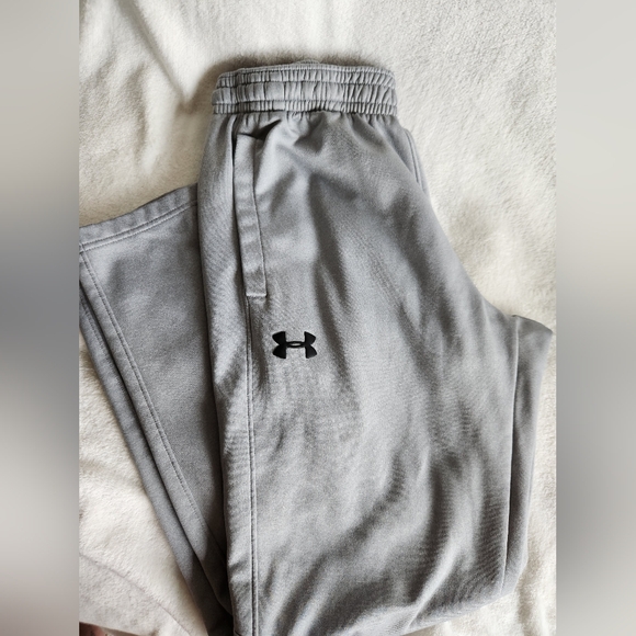Under Armour Other - Men's size M Under Armour athletic pants